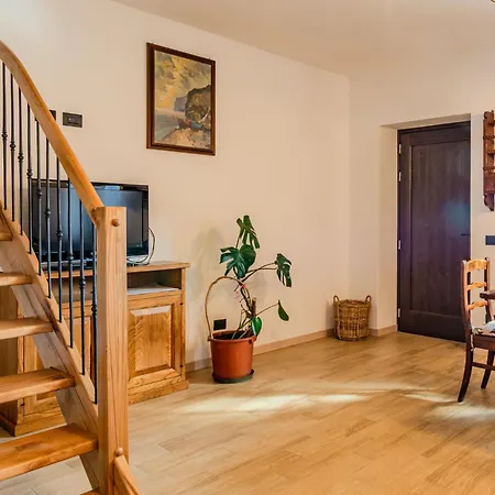 Mirtillo By Interhome * Bugiallo